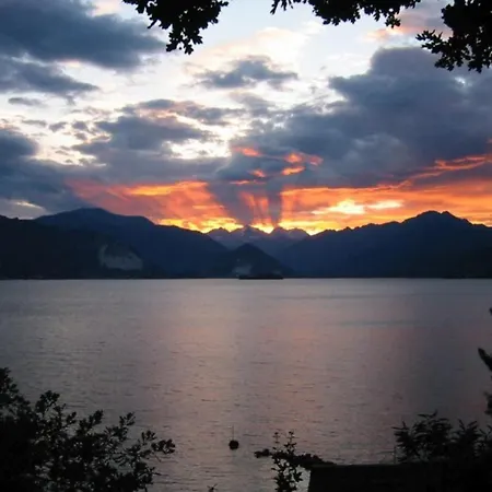 Stunning Architectural With Direct Access To Willa Leggiuno