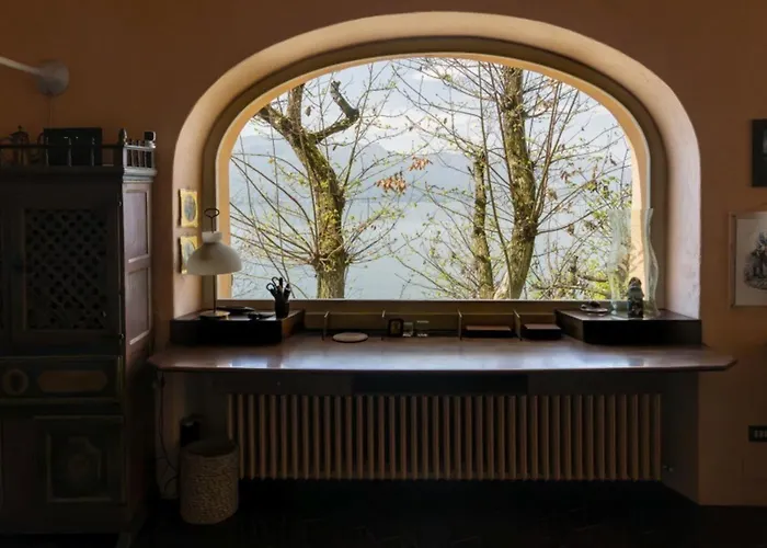 Willa Stunning Architectural With Direct Access To *