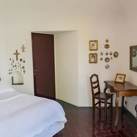 Villa Stunning Architectural With Direct Access To Leggiuno