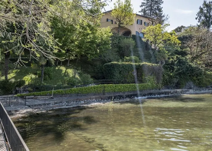 Willa Stunning Architectural With Direct Access To *