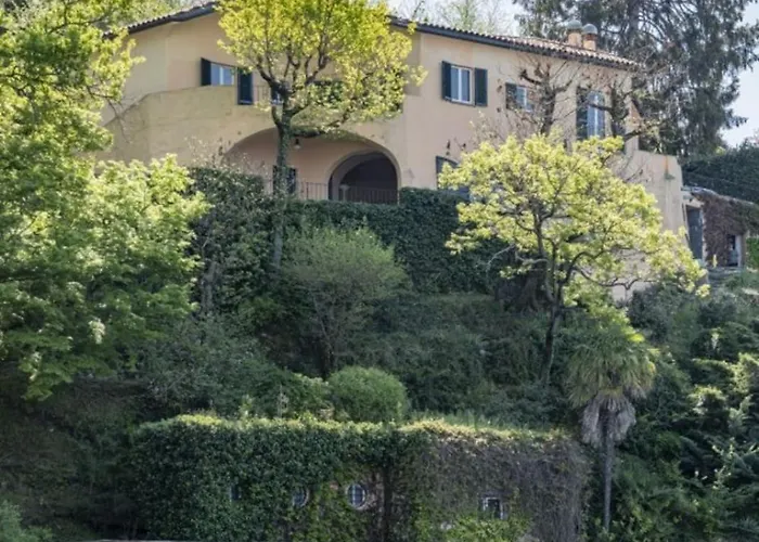 וילה Stunning Architectural With Direct Access To Leggiuno